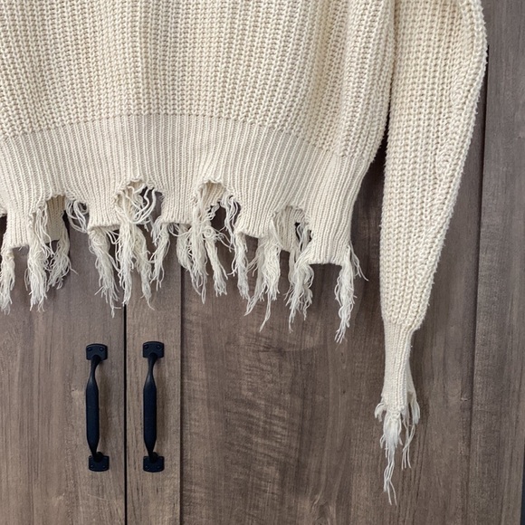 DAYTRIP Cotton Blend Distressed Trim Sweater Women’s Size Small - Picture 7 of 15